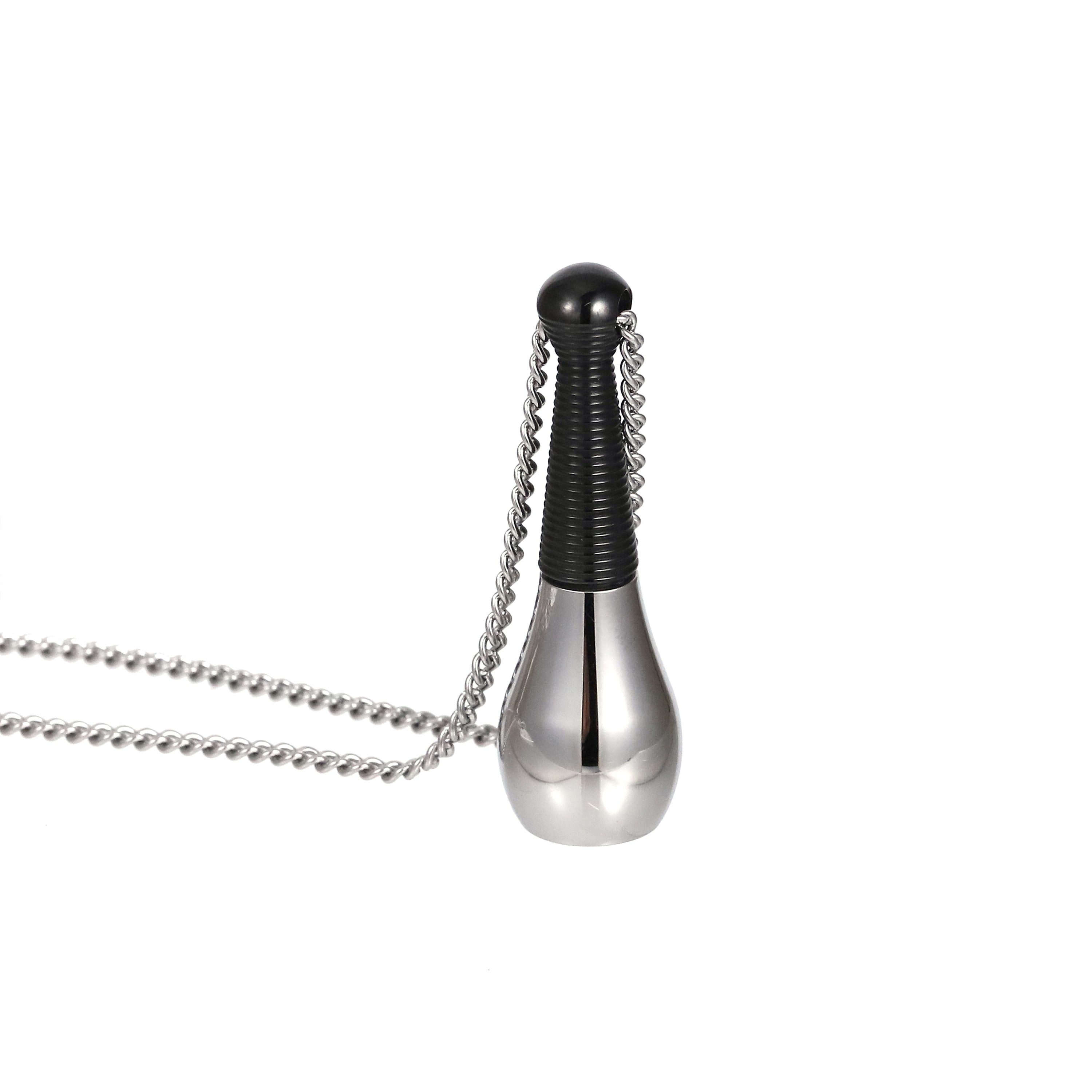 Secret Twist Necklace Black Plated