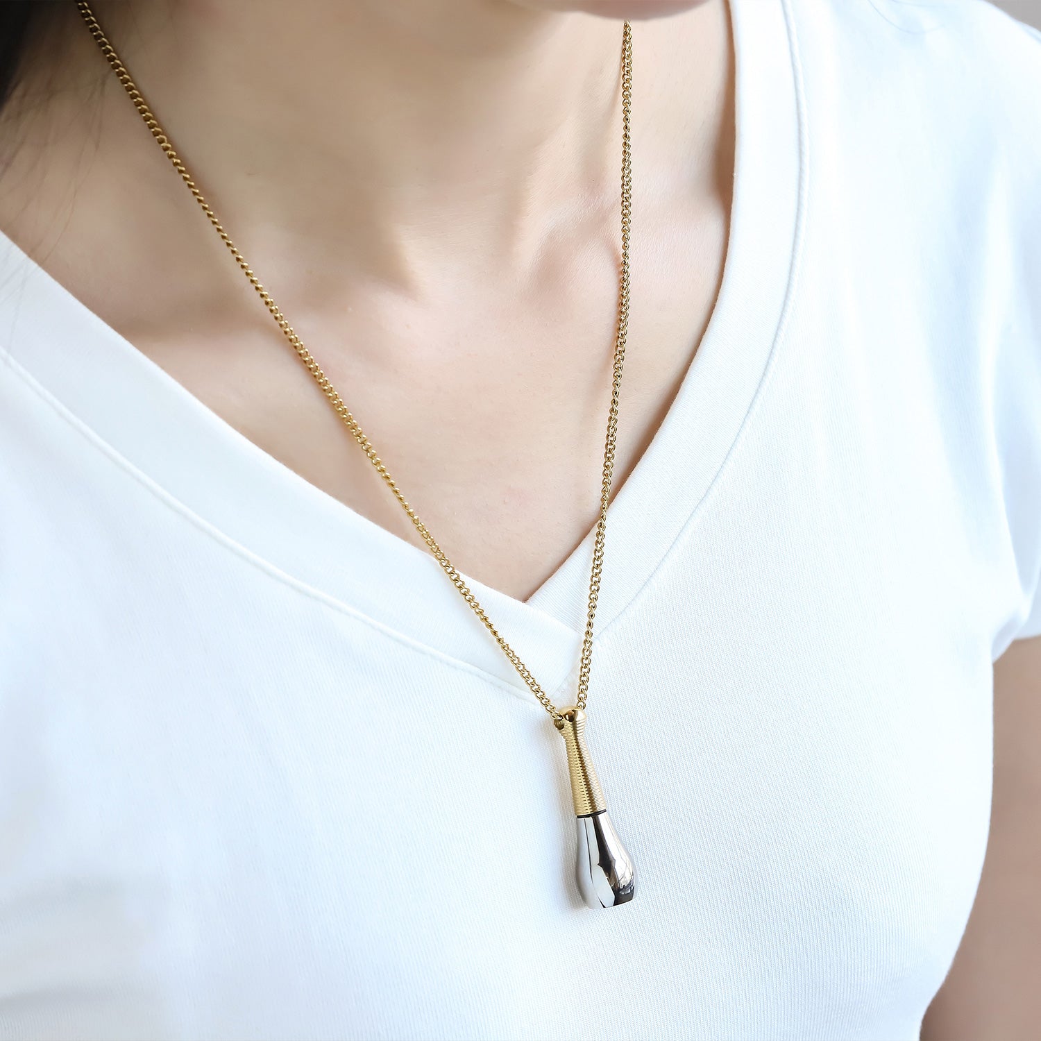 Secret Twist Necklace 14K Gold Plated